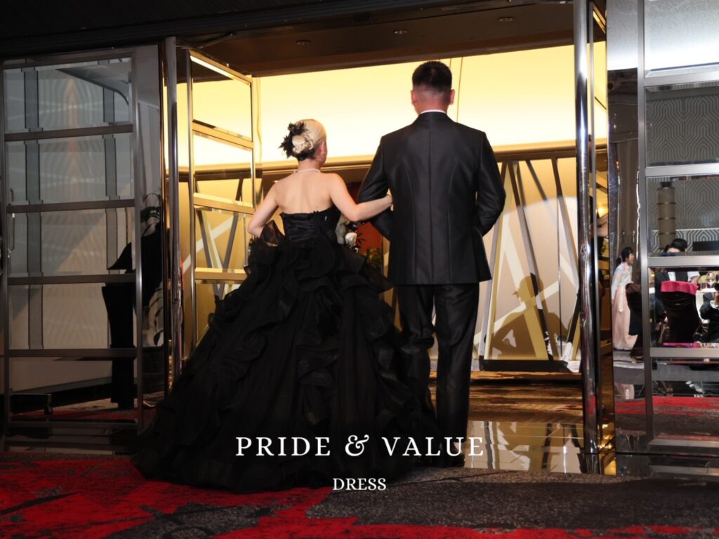 ブラックドレス