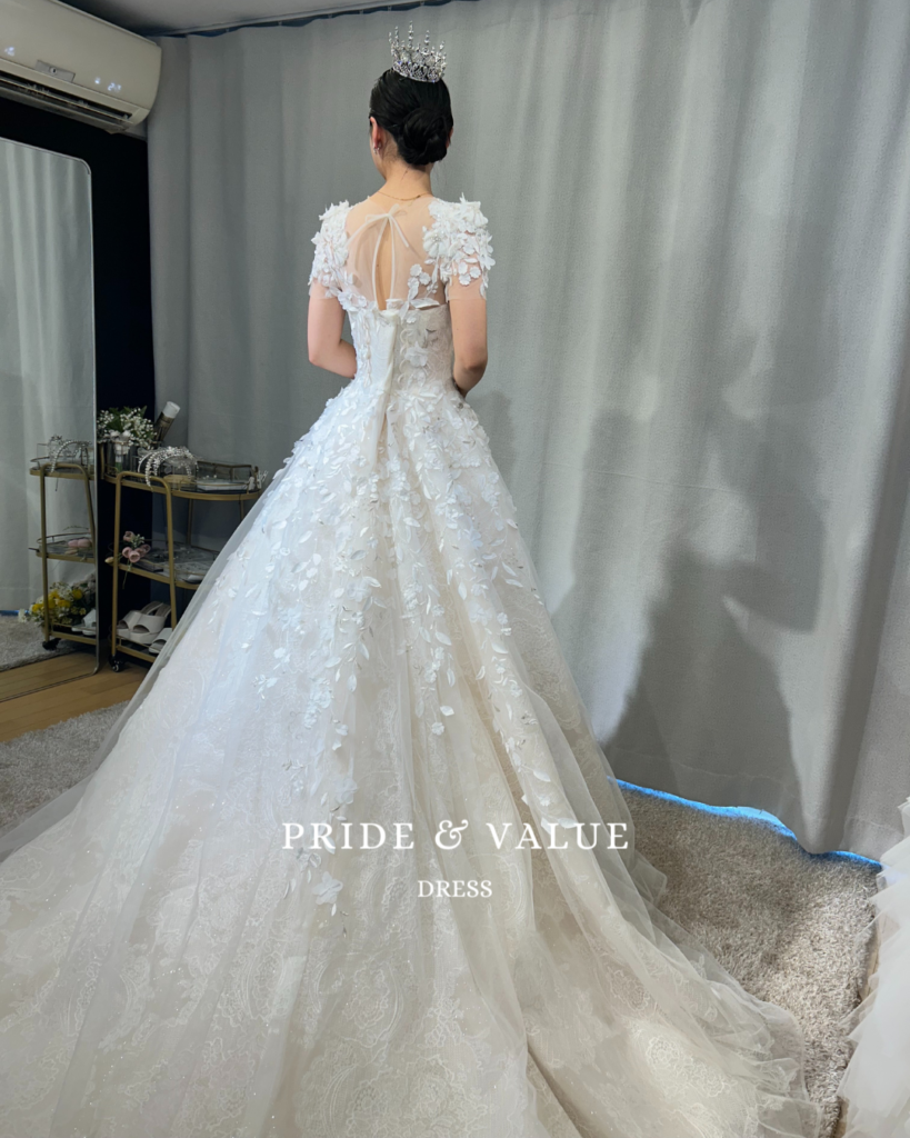 キラキラドレス