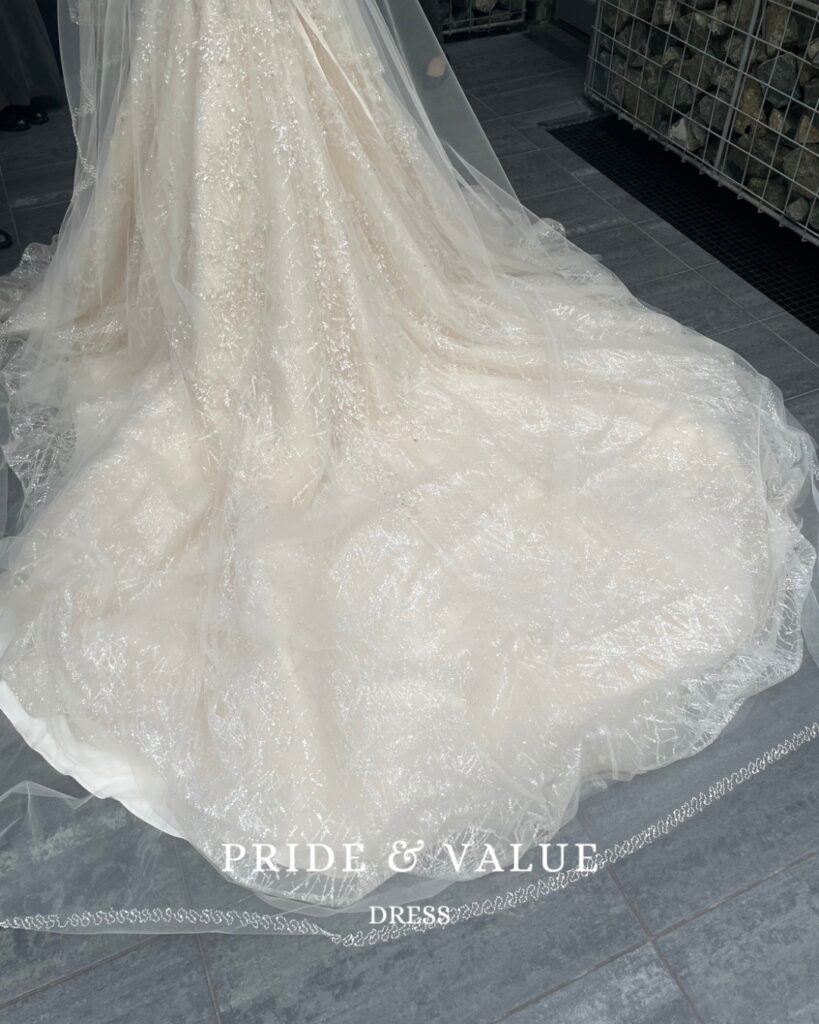 韓国ウェディングドレス