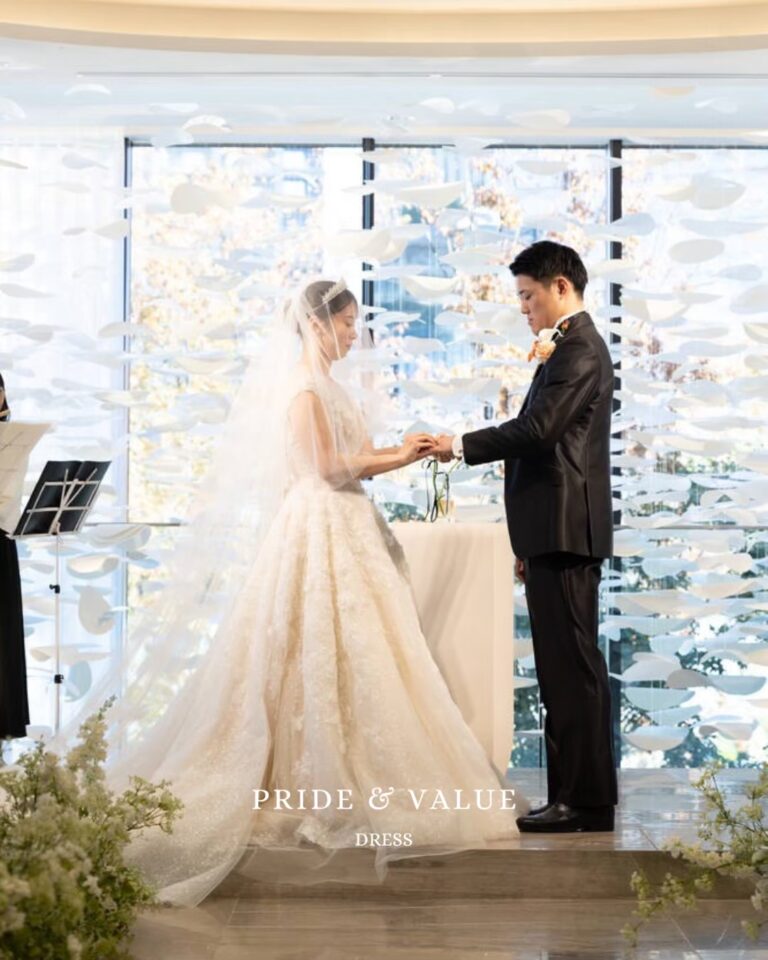 The Jackson Gardenで結婚式を挙げる花嫁様のドレス選び